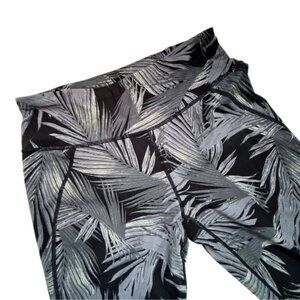 SWEATY BETTY The Power 7/8 Black Grey Palm Print Legging Size M